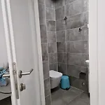 Aurelia Apartments, * Vir