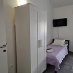 Aurelia Apartments, Apartman