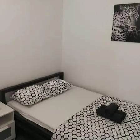 Aurelia Apartments, Lägenhet