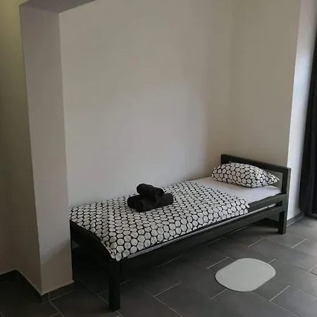 Aurelia Apartments, Appartement *