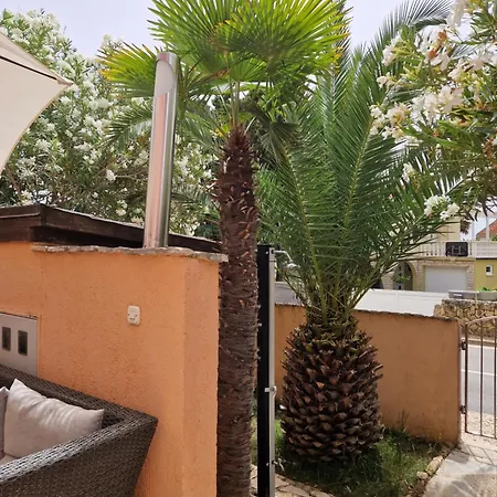 Aurelia Apartments, *