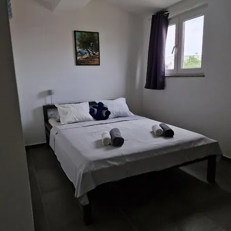 Aurelia Apartments, *