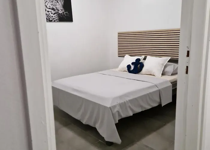 Aurelia Apartments, 아파트 *