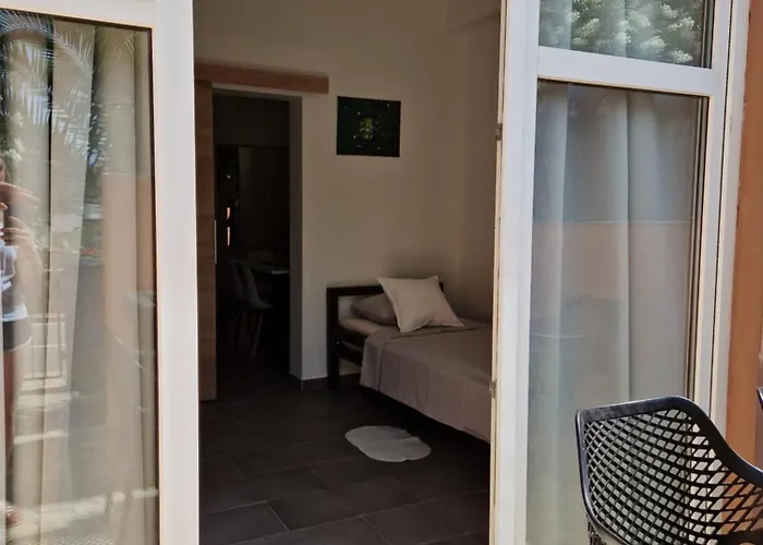 Aurelia Apartments, *
