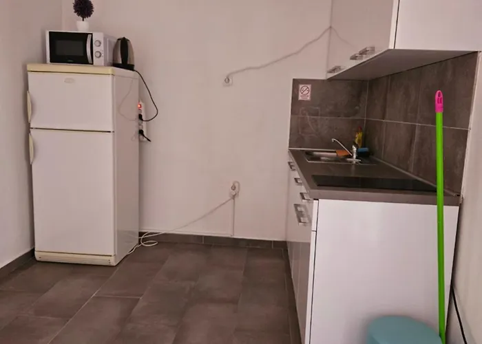 Aurelia Apartments, 아파트 비르