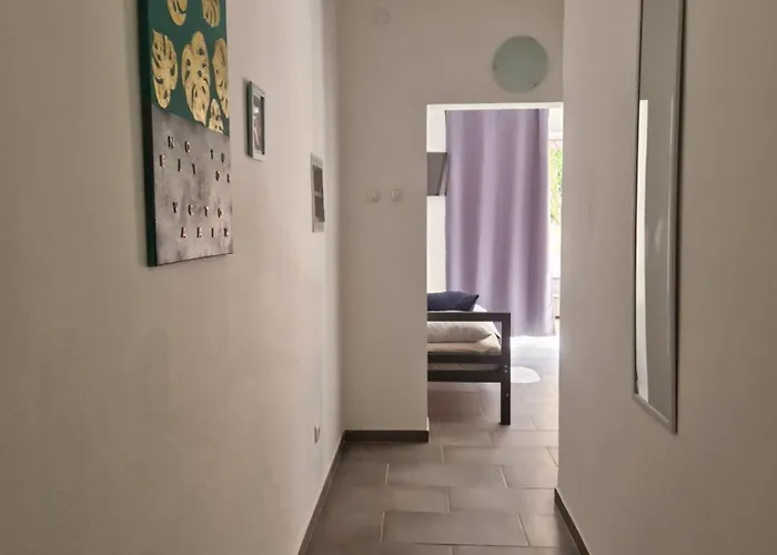Aurelia Apartments, 아파트 비르