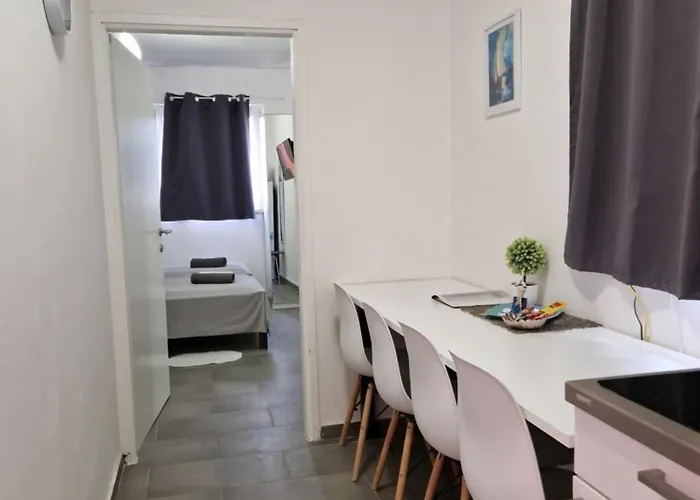 Aurelia Apartments, 아파트 비르