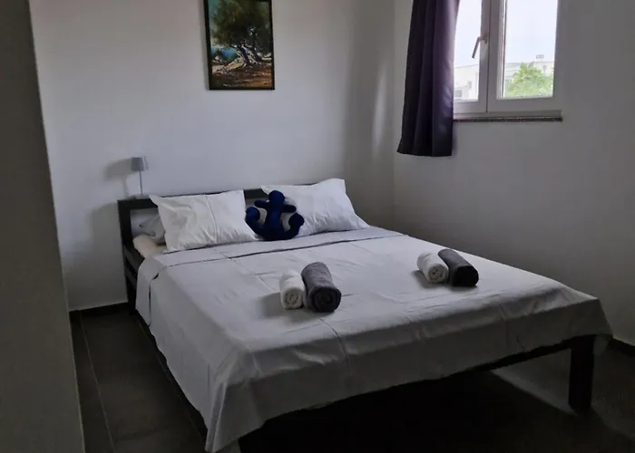 Aurelia Apartments, *