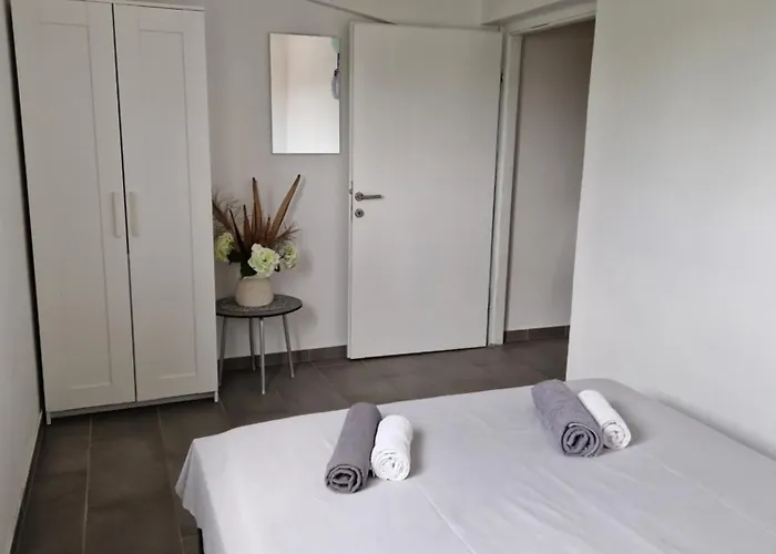 Aurelia Apartments, 아파트