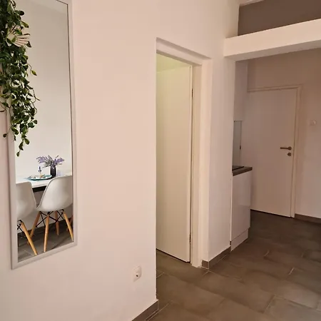 Apartman Aurelia Apartments, *