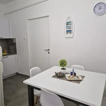 Aurelia Apartments, *