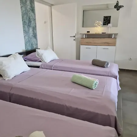 Apartman Aurelia Apartments, *