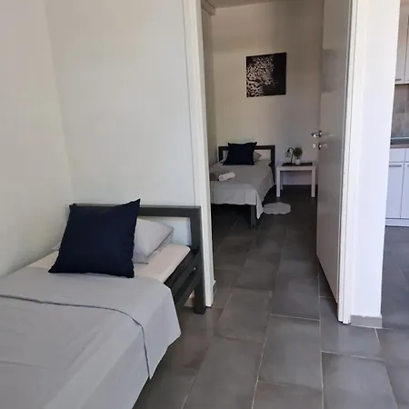 Aurelia Apartments,