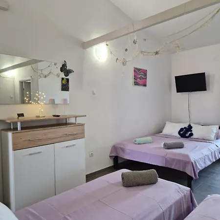 Apartman Aurelia Apartments, *