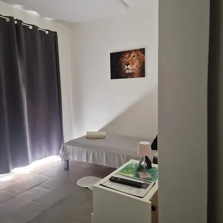 Aurelia Apartments, Apartman Vir