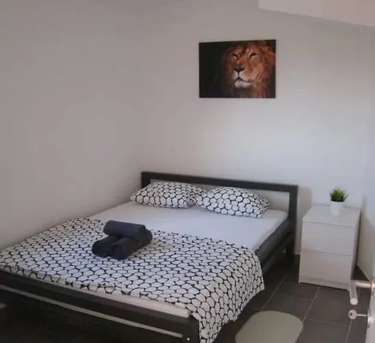 شقة Aurelia Apartments, فير