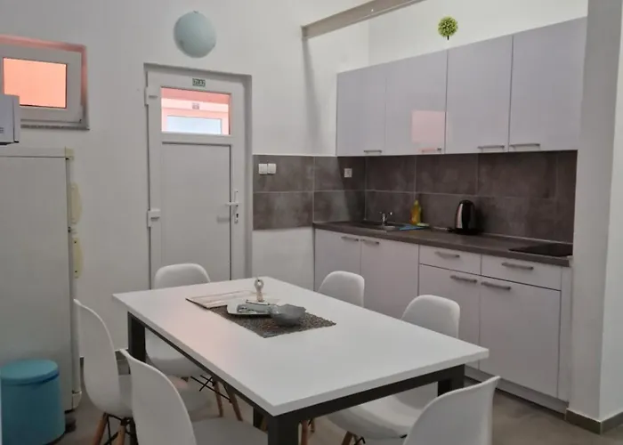 Aurelia Apartments, *